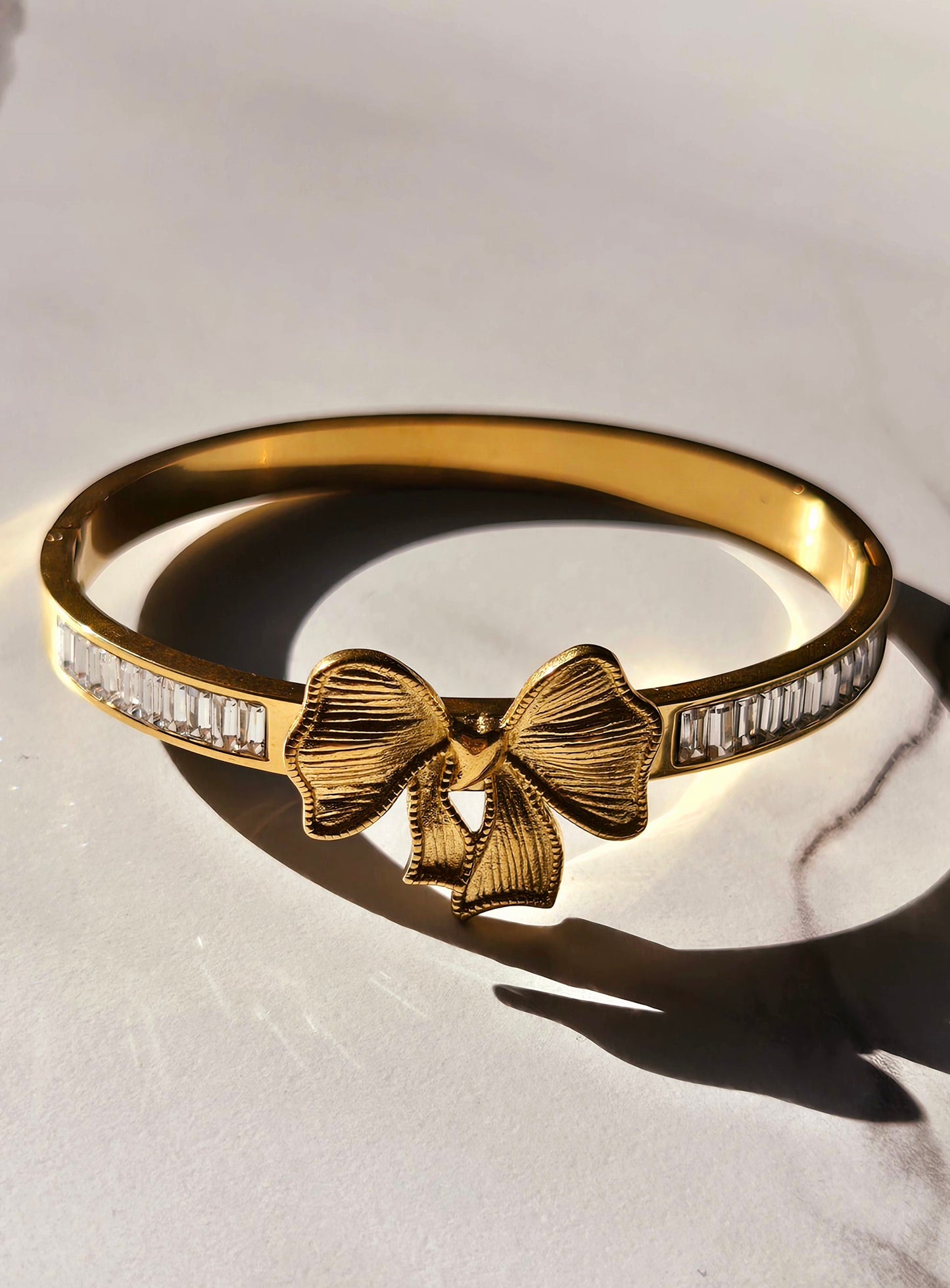 Elegant Bow Gold Bangle