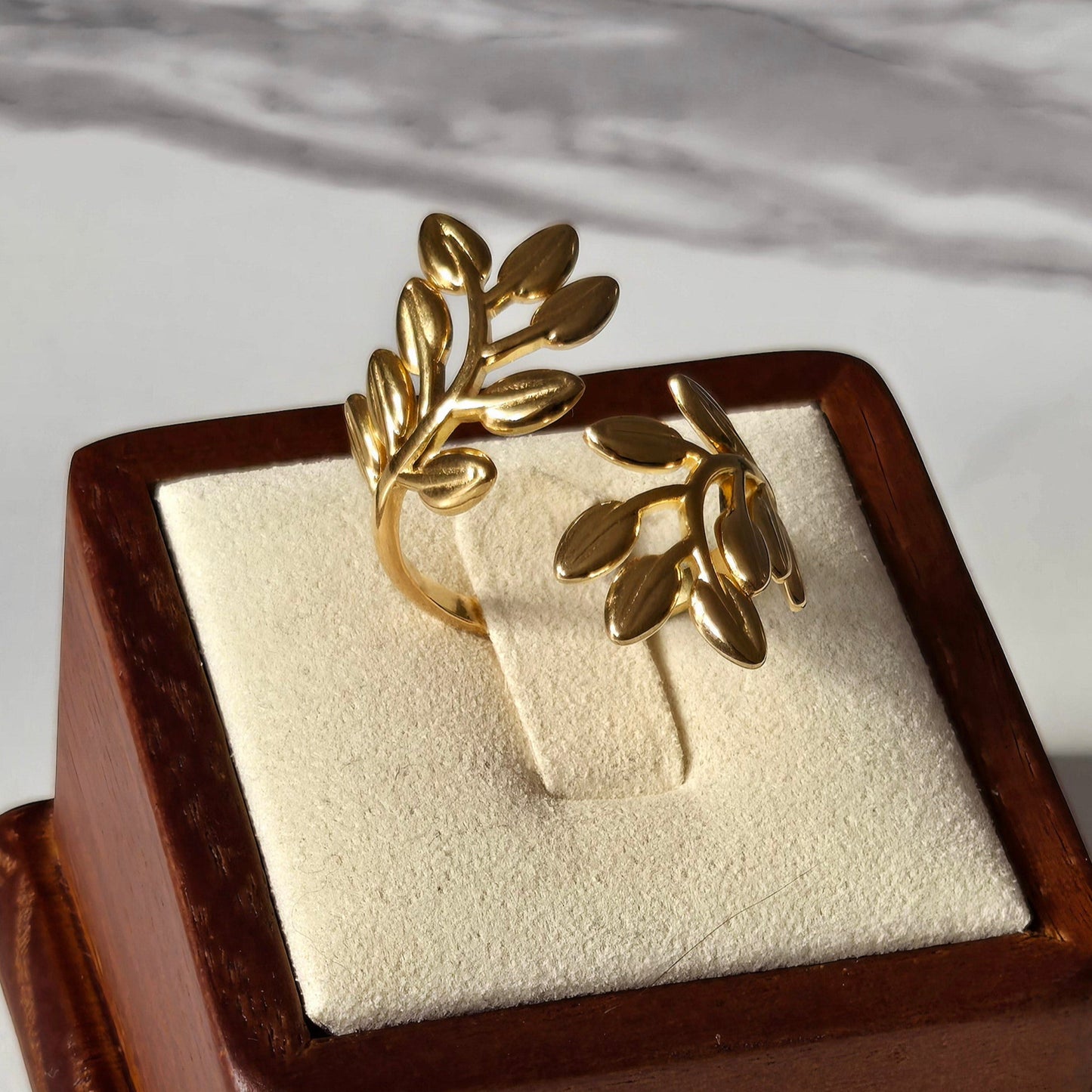 Bague de déclaration en feuille d'or