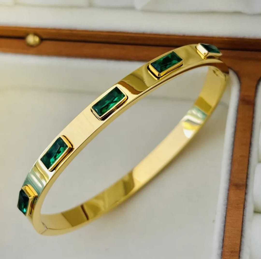 Emerald Elegance Gold Bangle