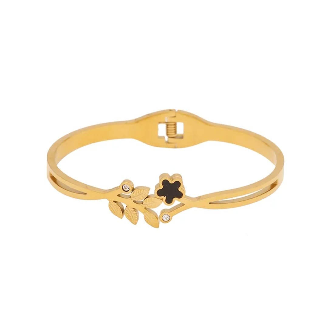 Golden Clover Leaf Bangle