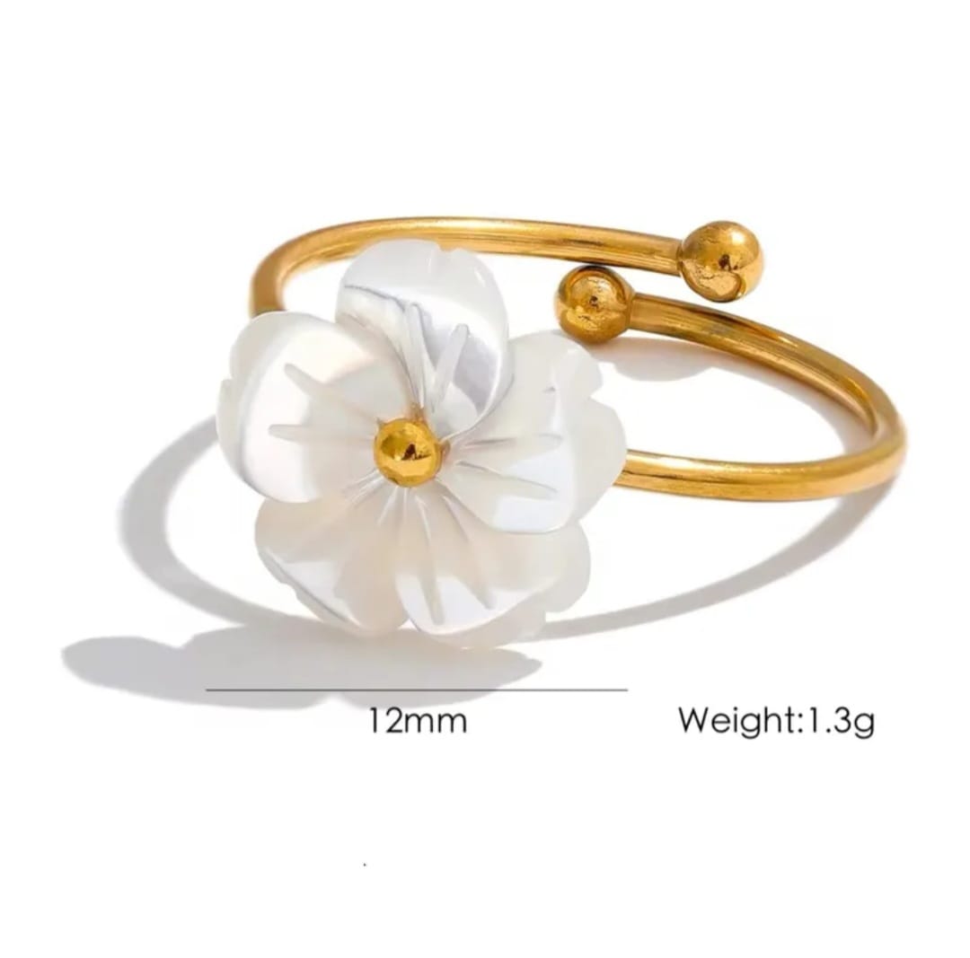 Gold Floral Shell Ring